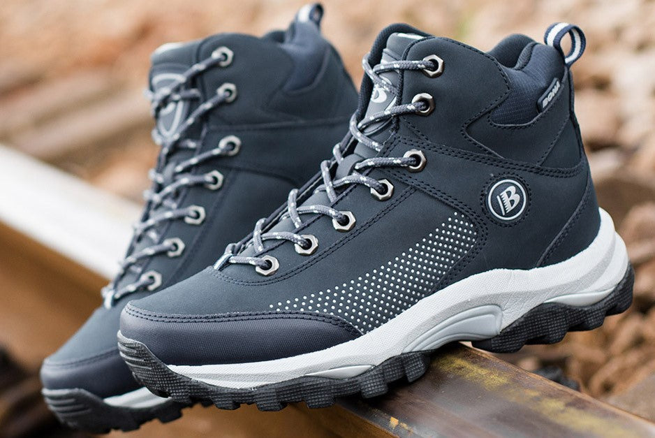 Hiking Shoes - Women | Mountain